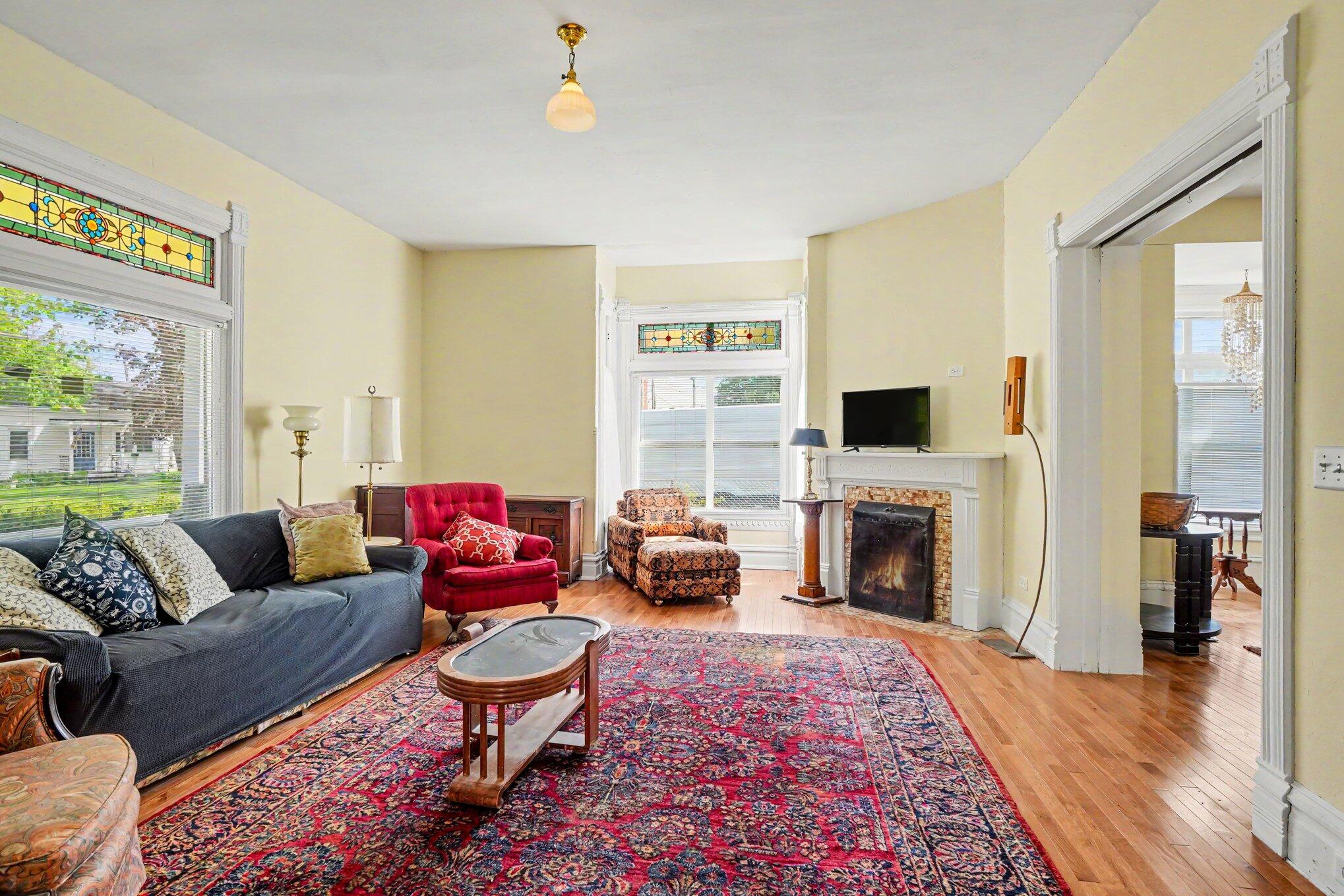 223 N Walnut Street