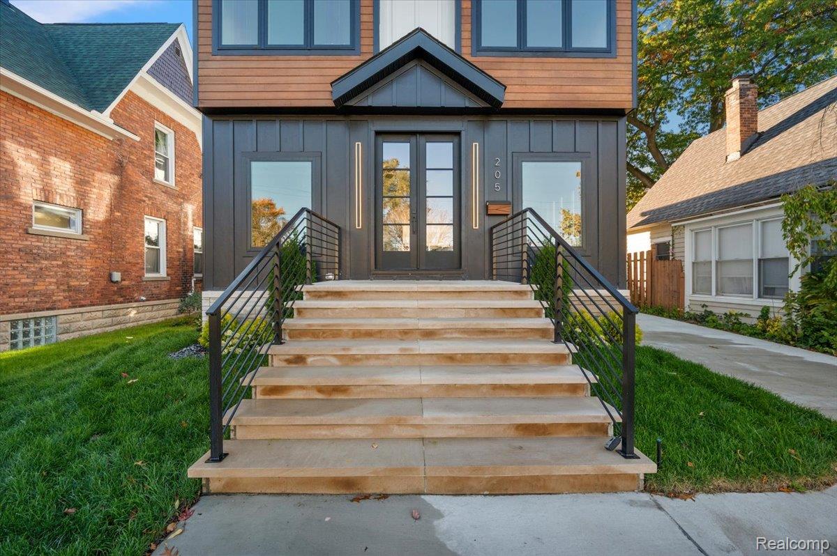 205 Pine Street