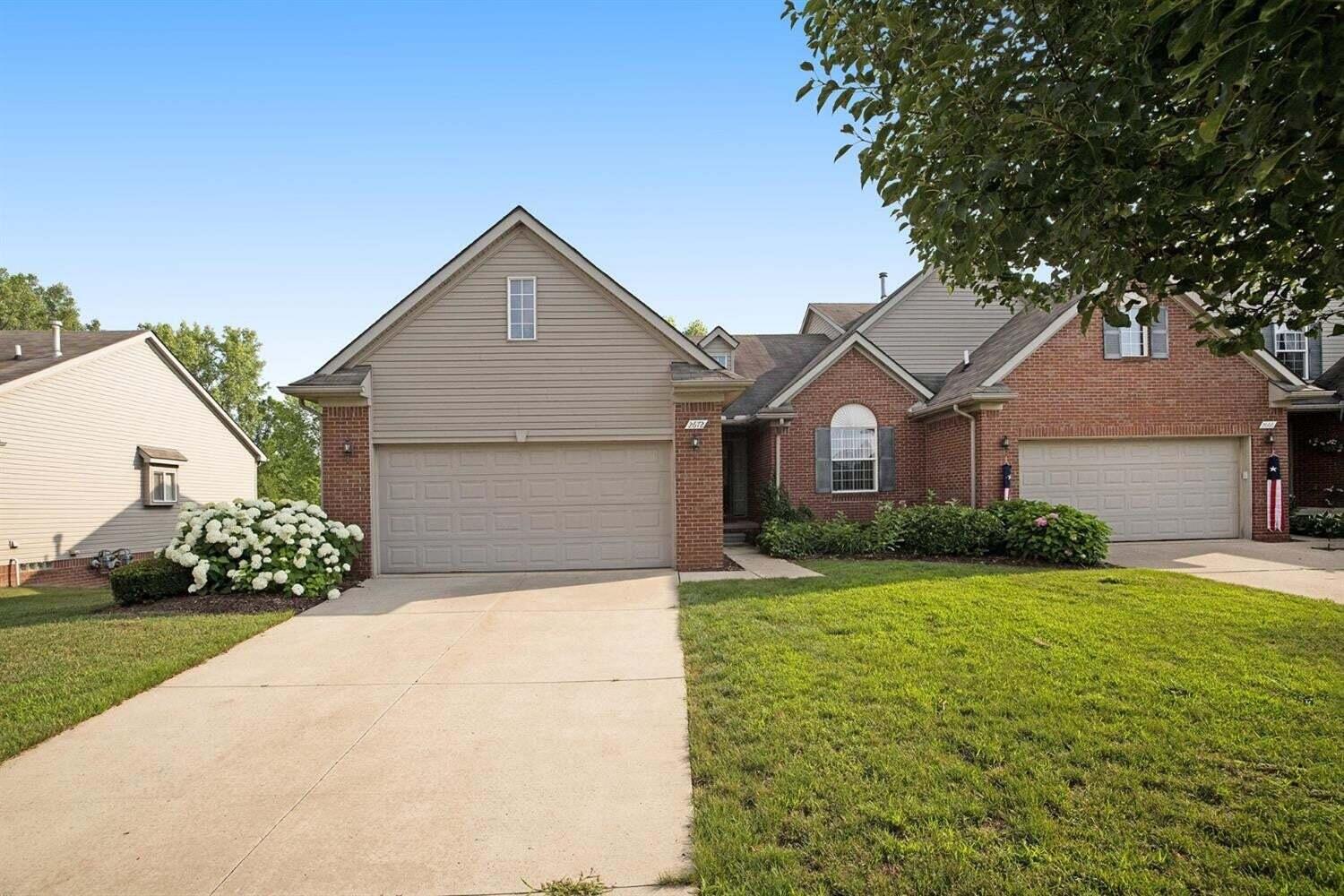 2672 Ambassador Drive