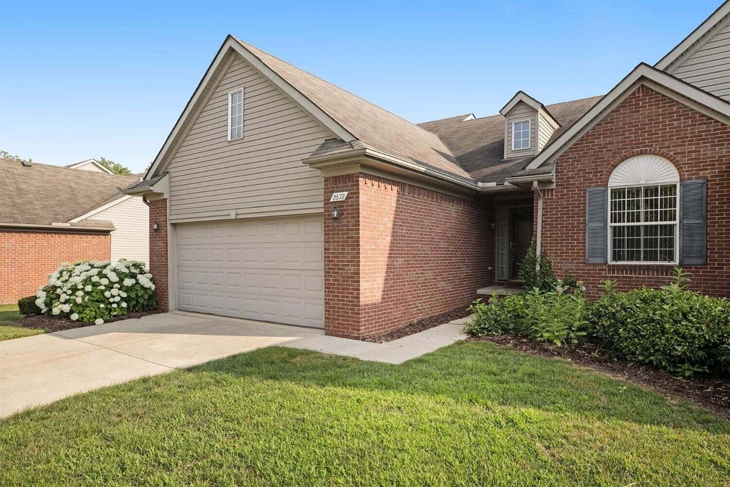 2672 Ambassador Drive