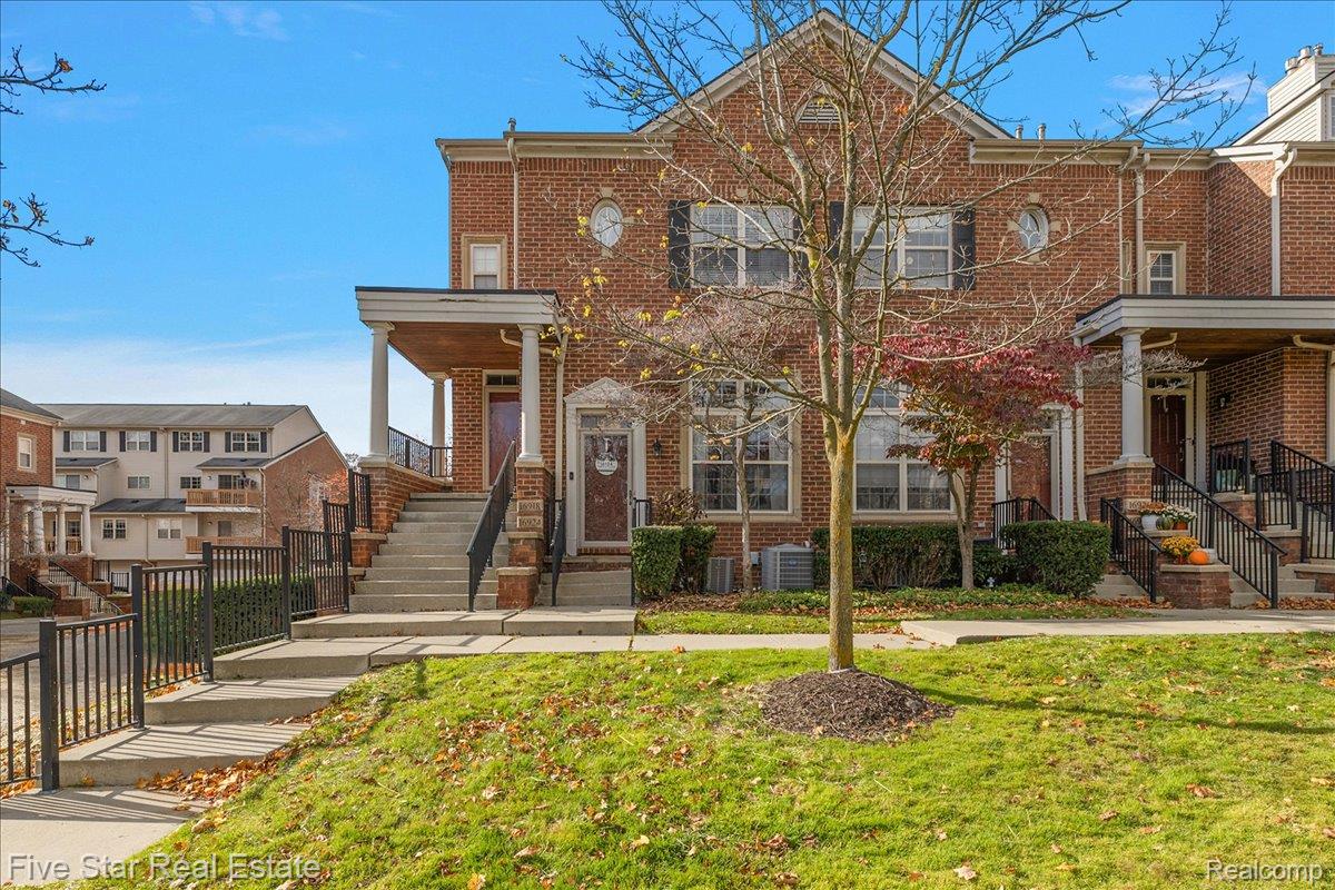 16924 Farmington Road 93