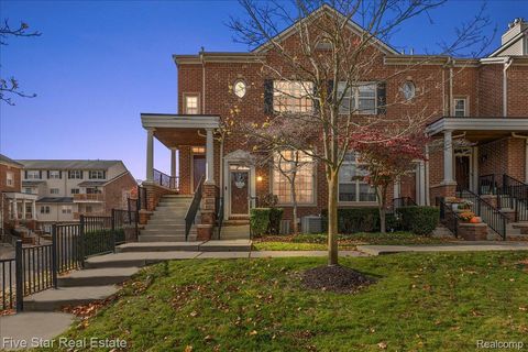 16924 Farmington Road 93 Livonia City MI 48154