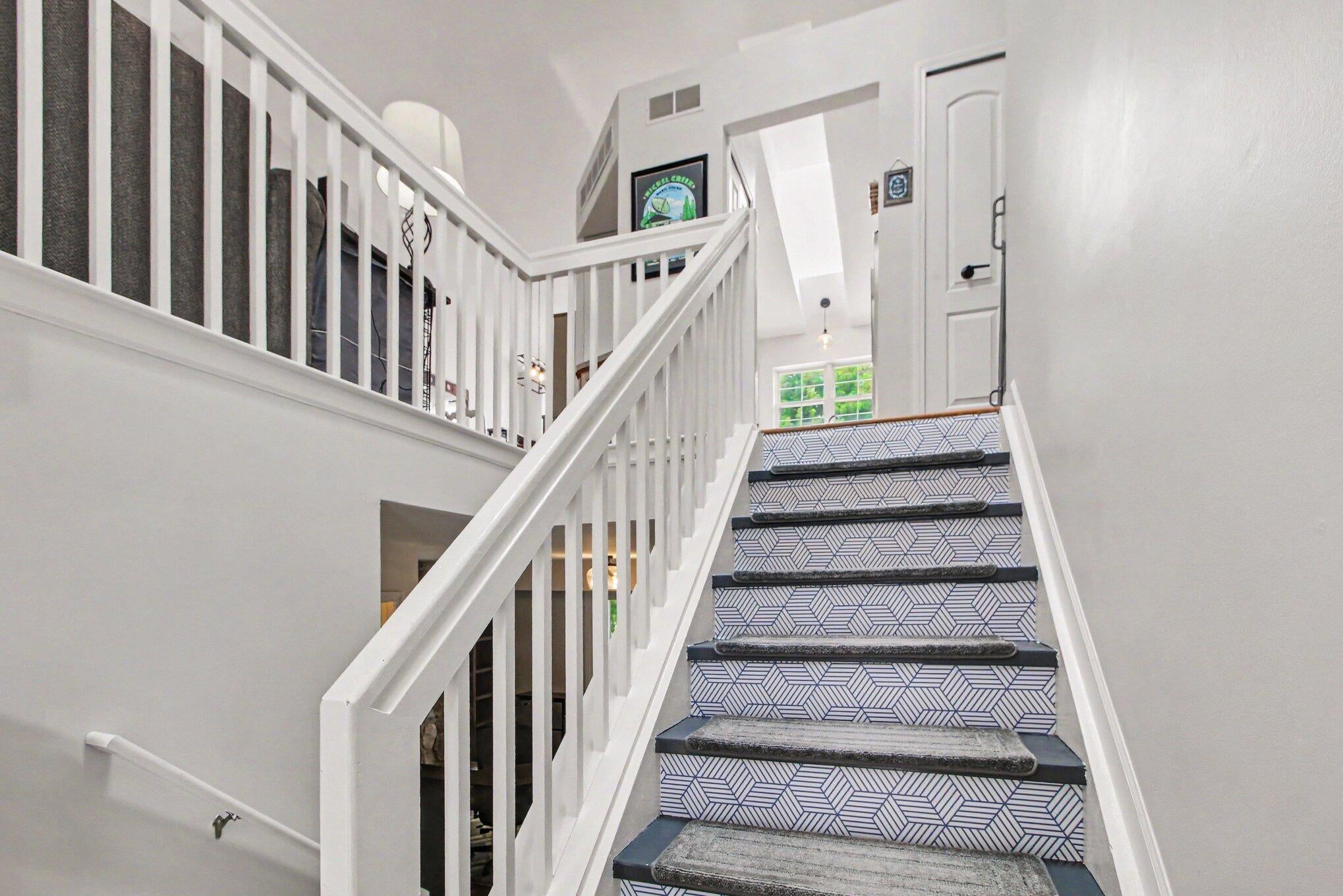 7283 Streamwood Drive