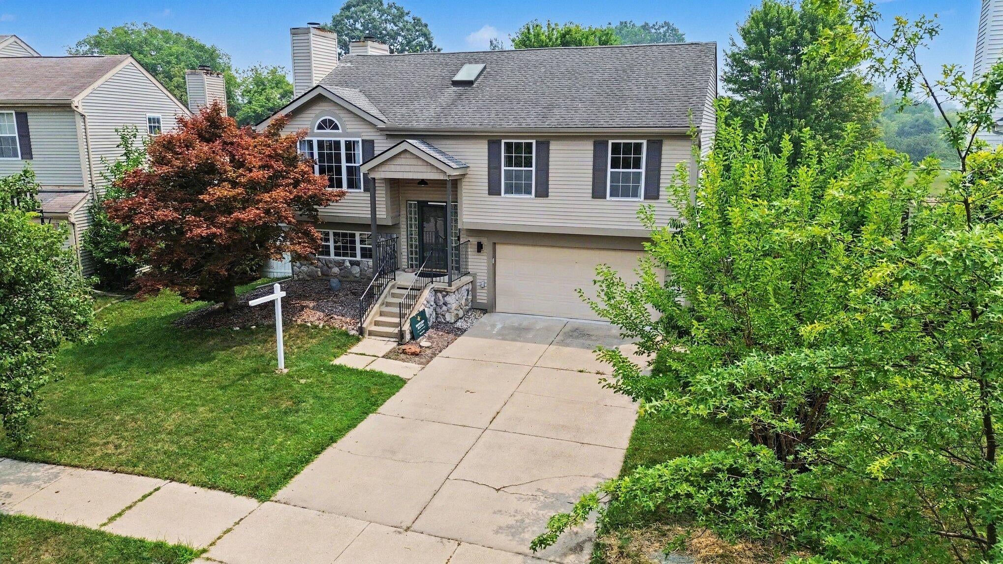 7283 Streamwood Drive