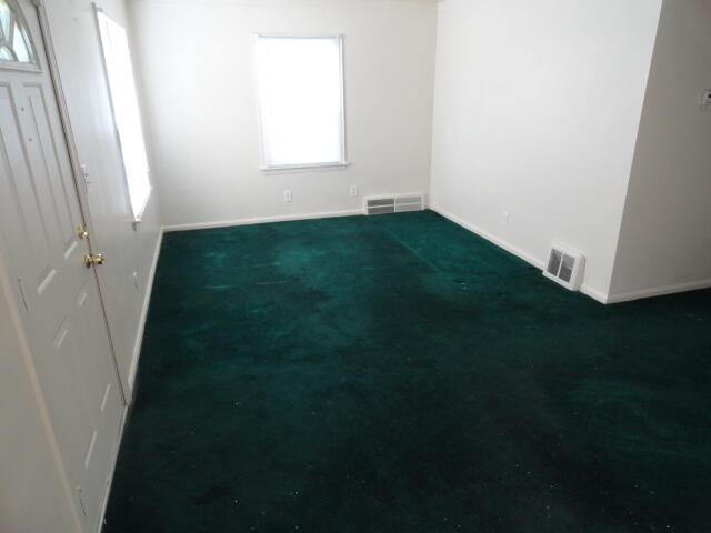 19317 Woodside Street