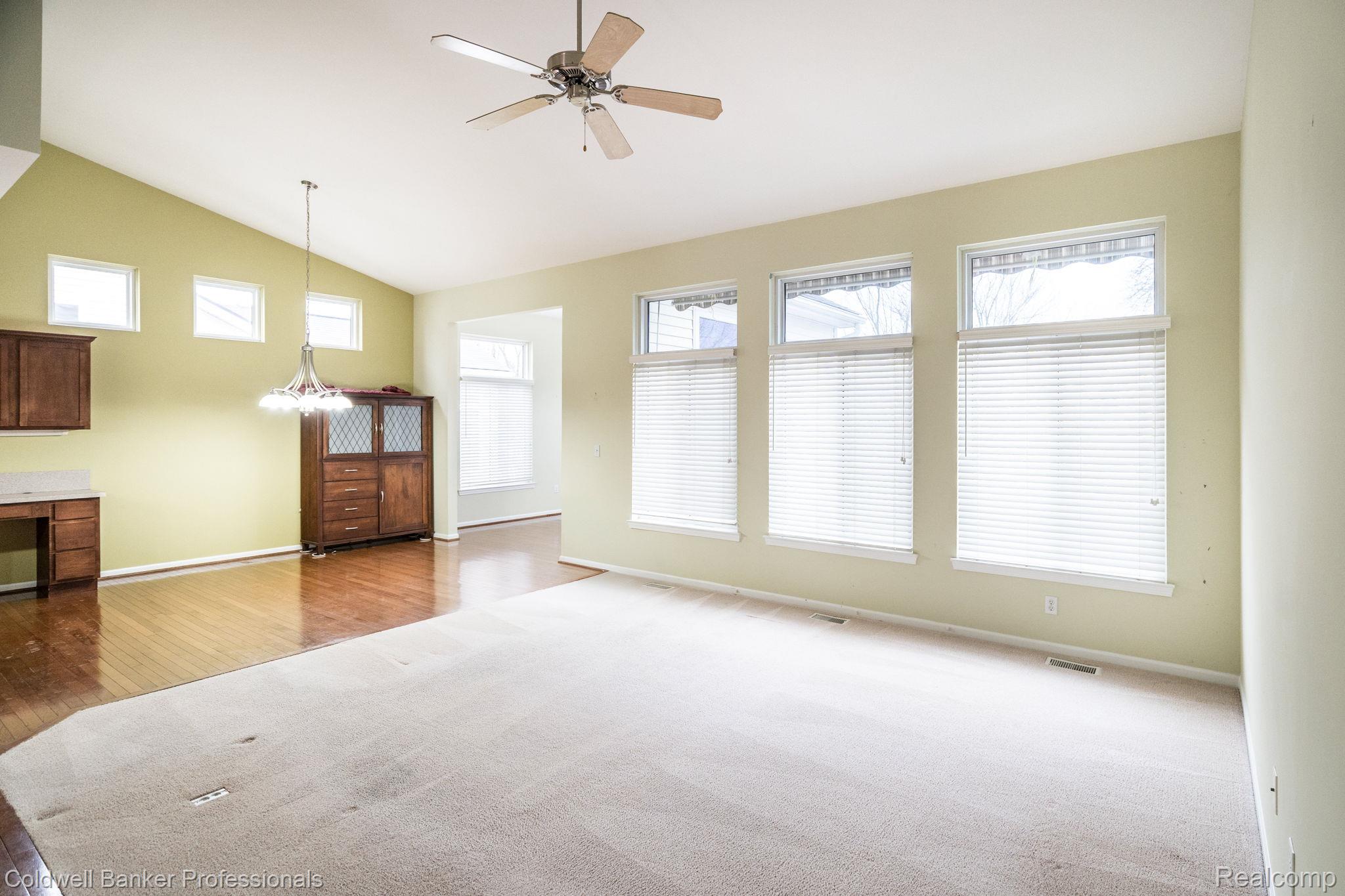 4436 Sunset Boulevard