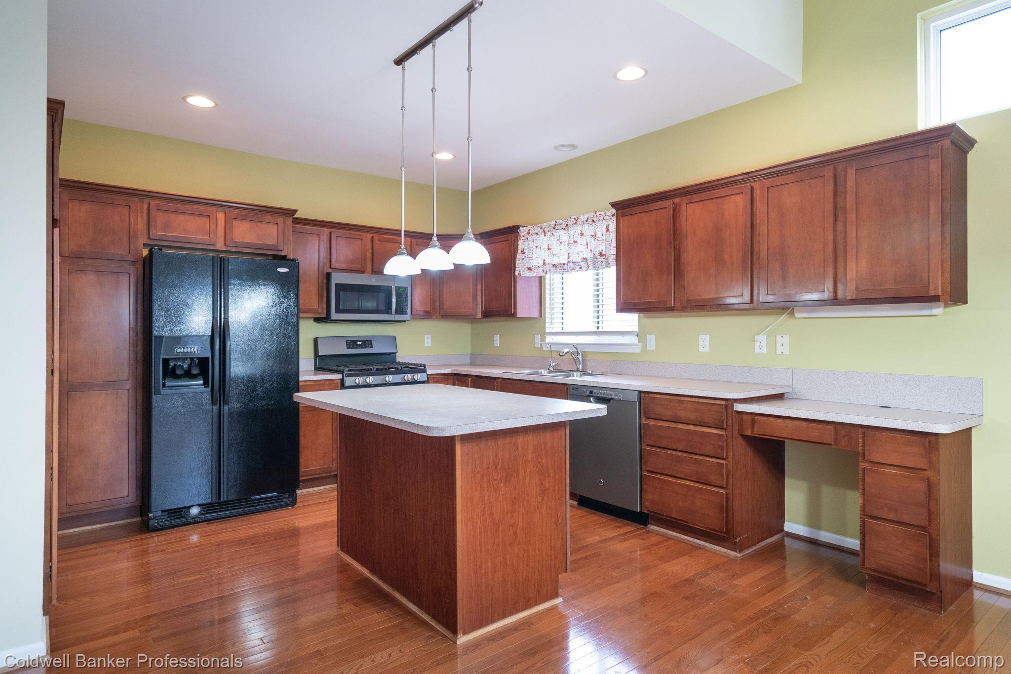 4436 Sunset Boulevard