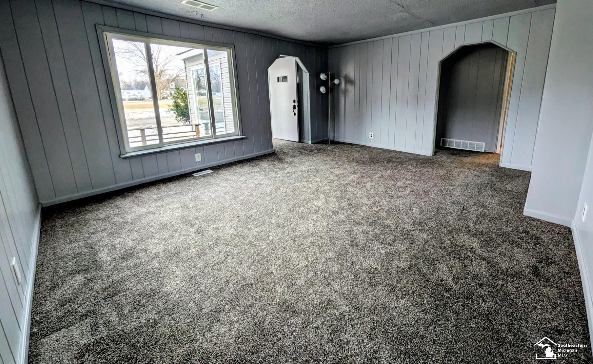 3246 Navarre Boulevard