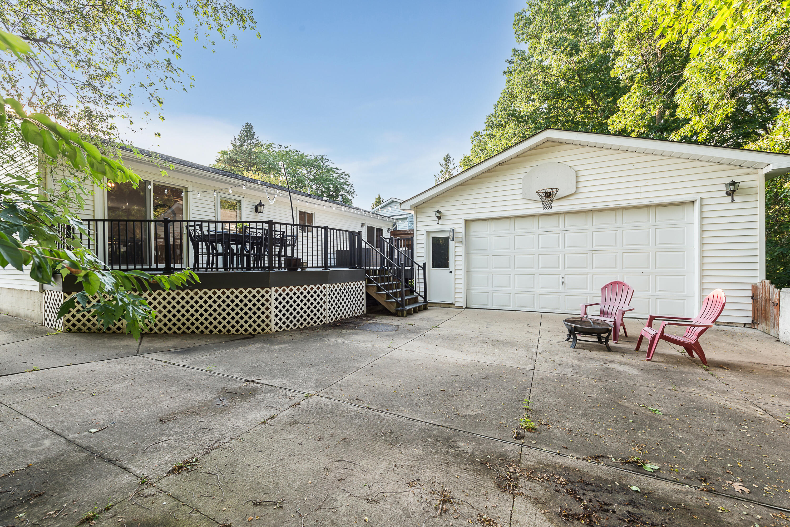 213 Woodlake Drive