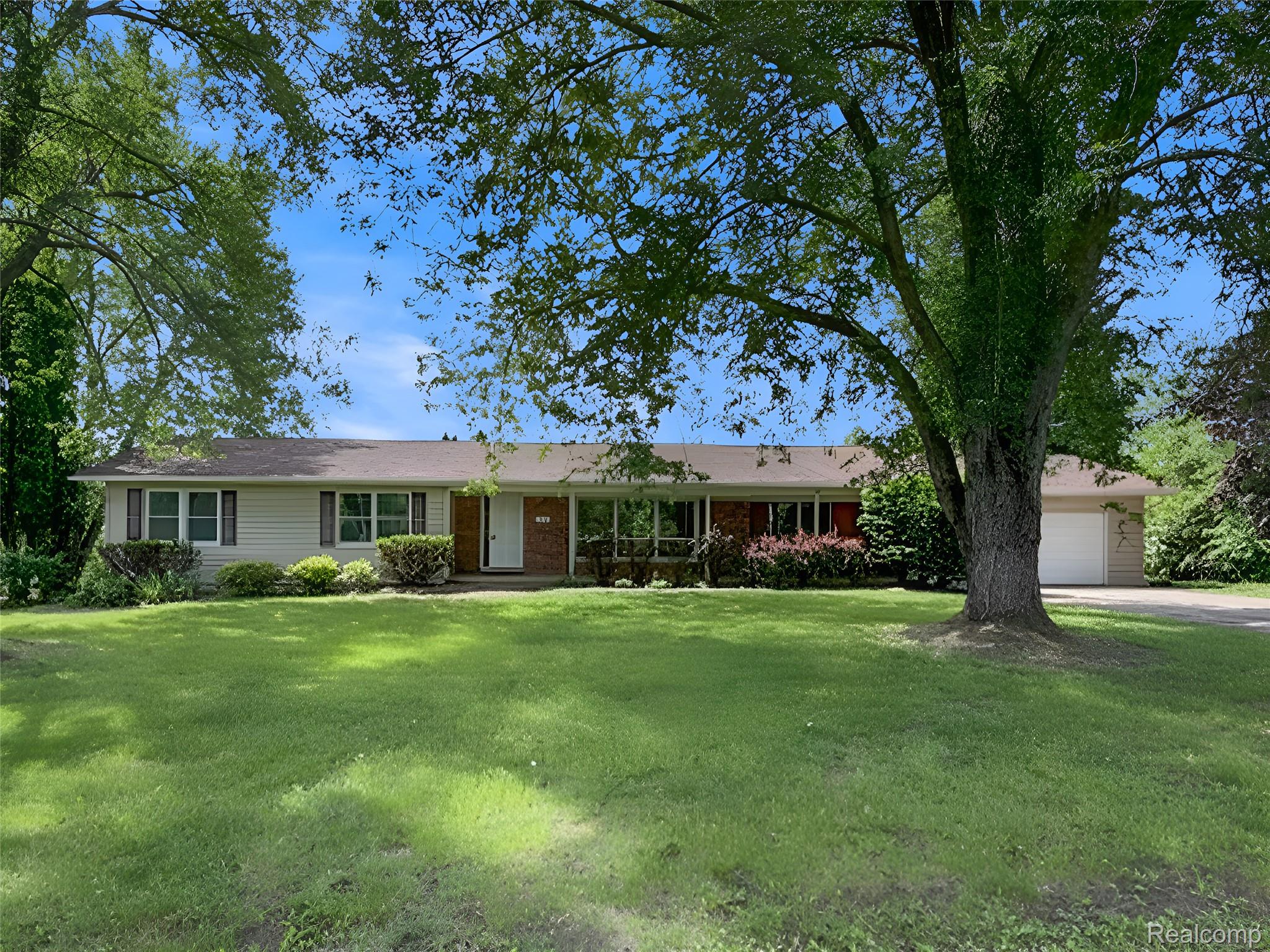140 DARWIN Road