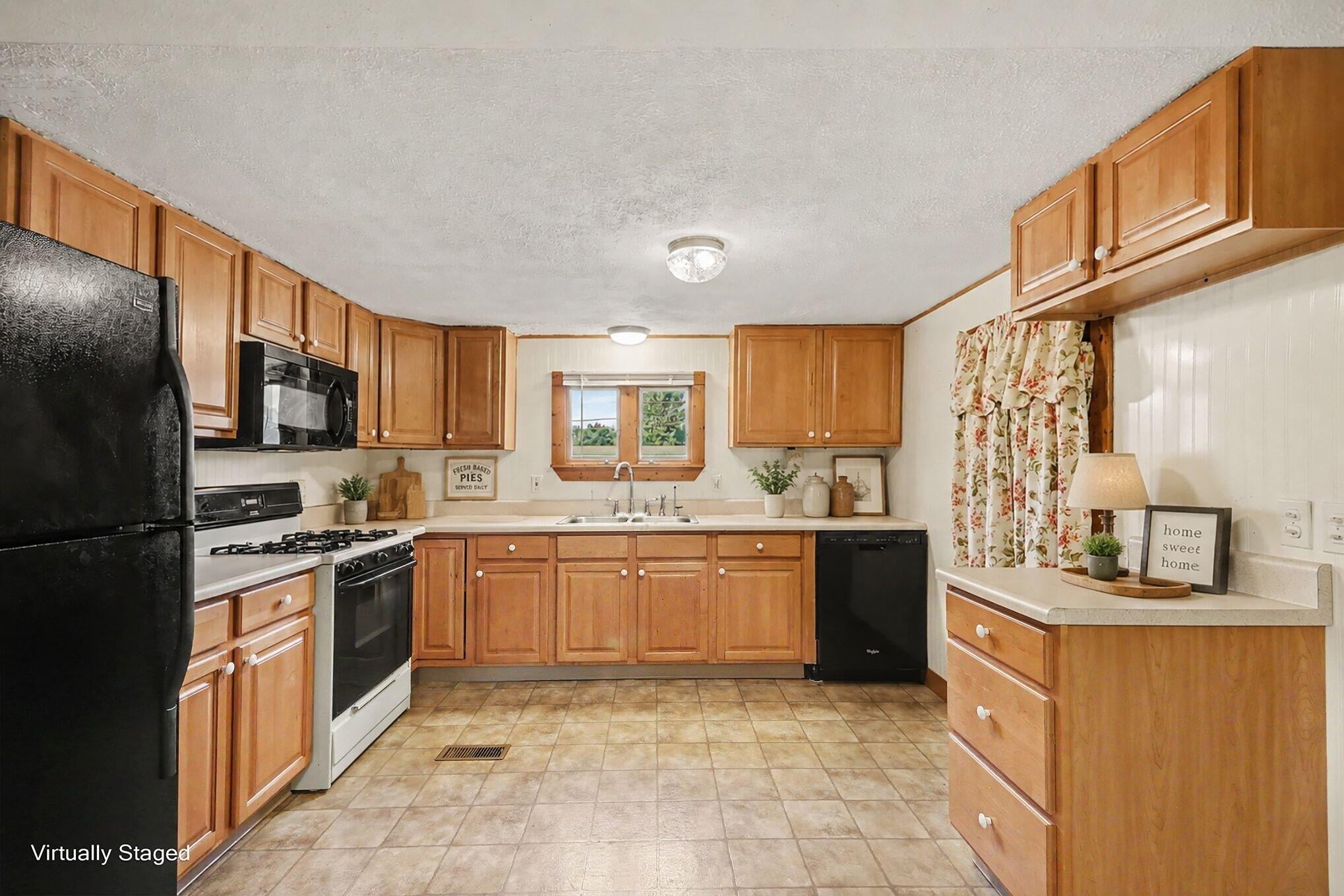 Properties Available 4 - 4 12885 Coral Road
