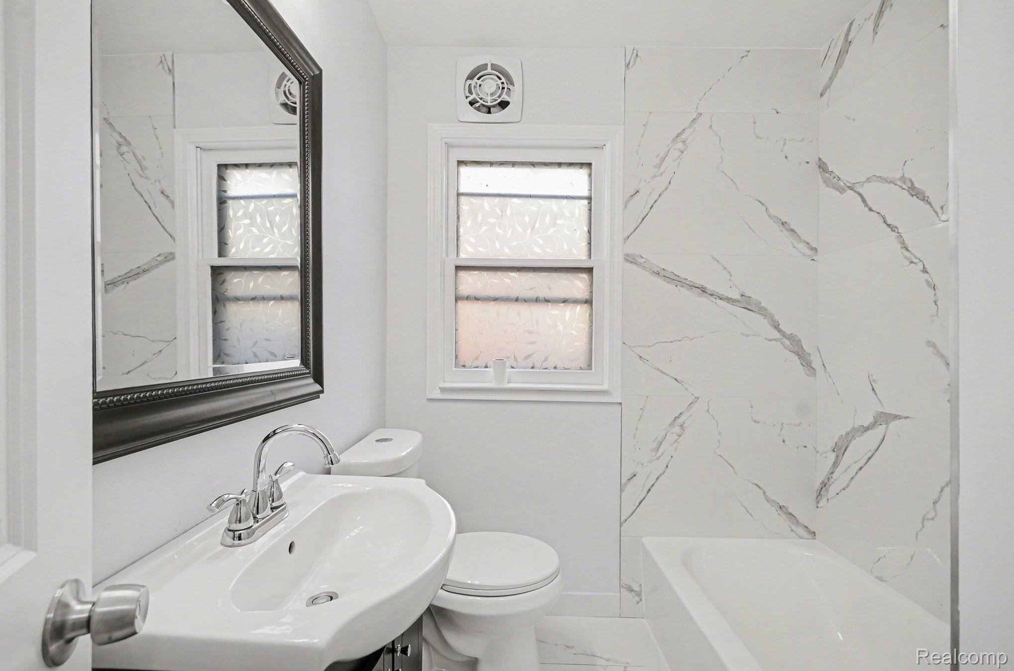 207 Saint Louis Street