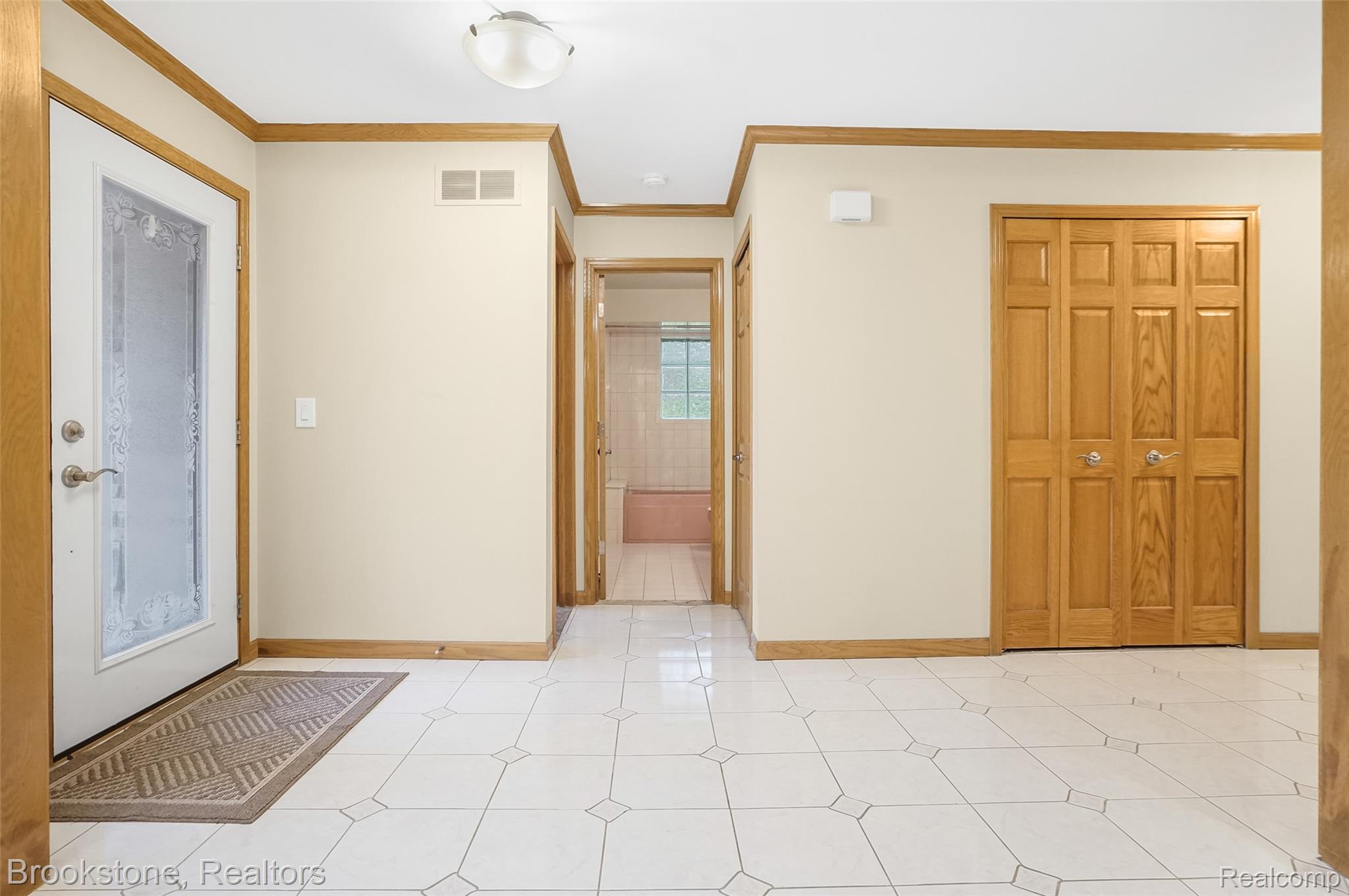 8948 Chestnut Run Drive