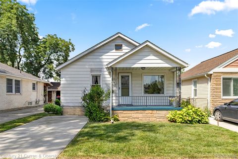 1644 Liberty Avenue Lincoln Park City MI 48146