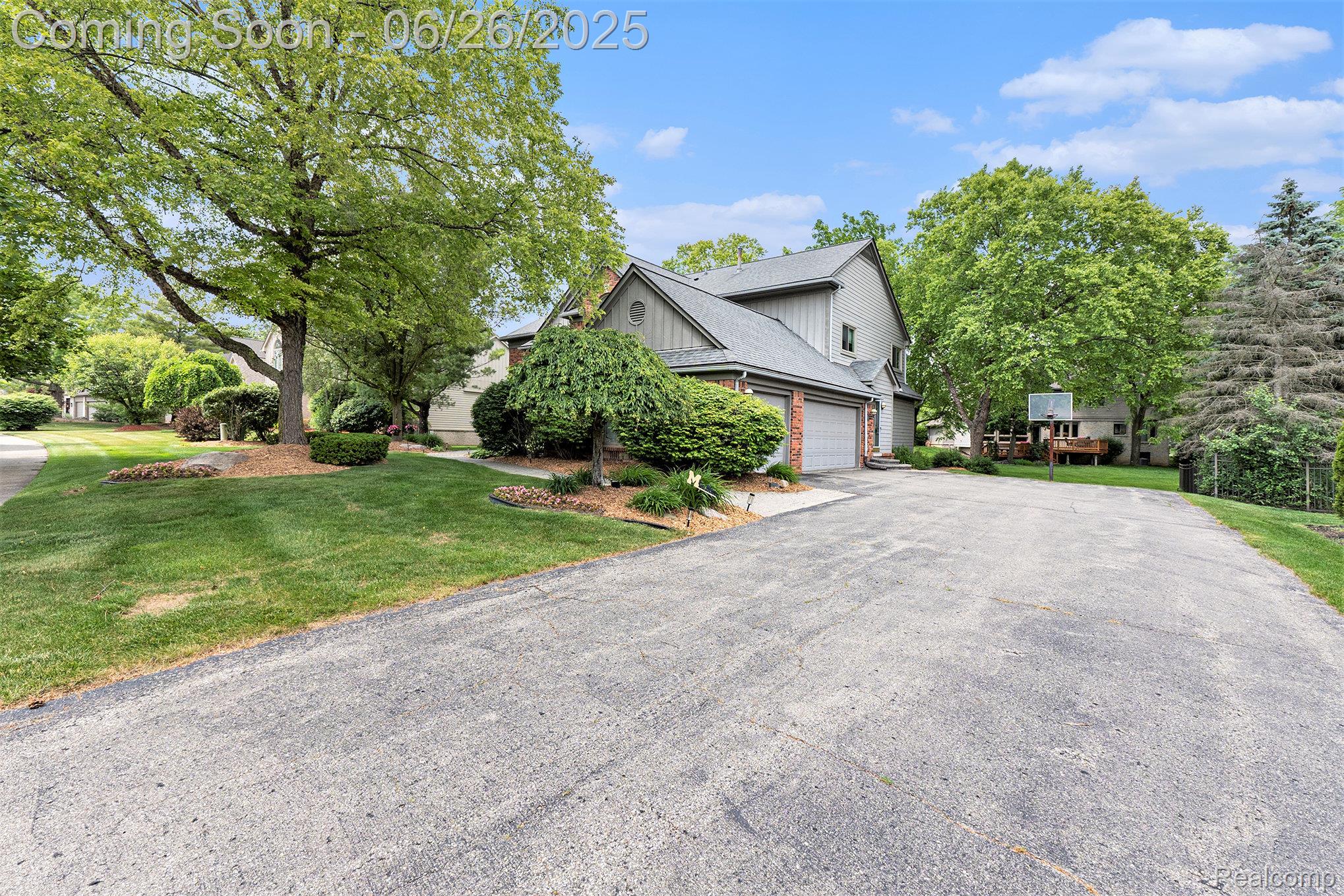 5064 Silverwood Drive