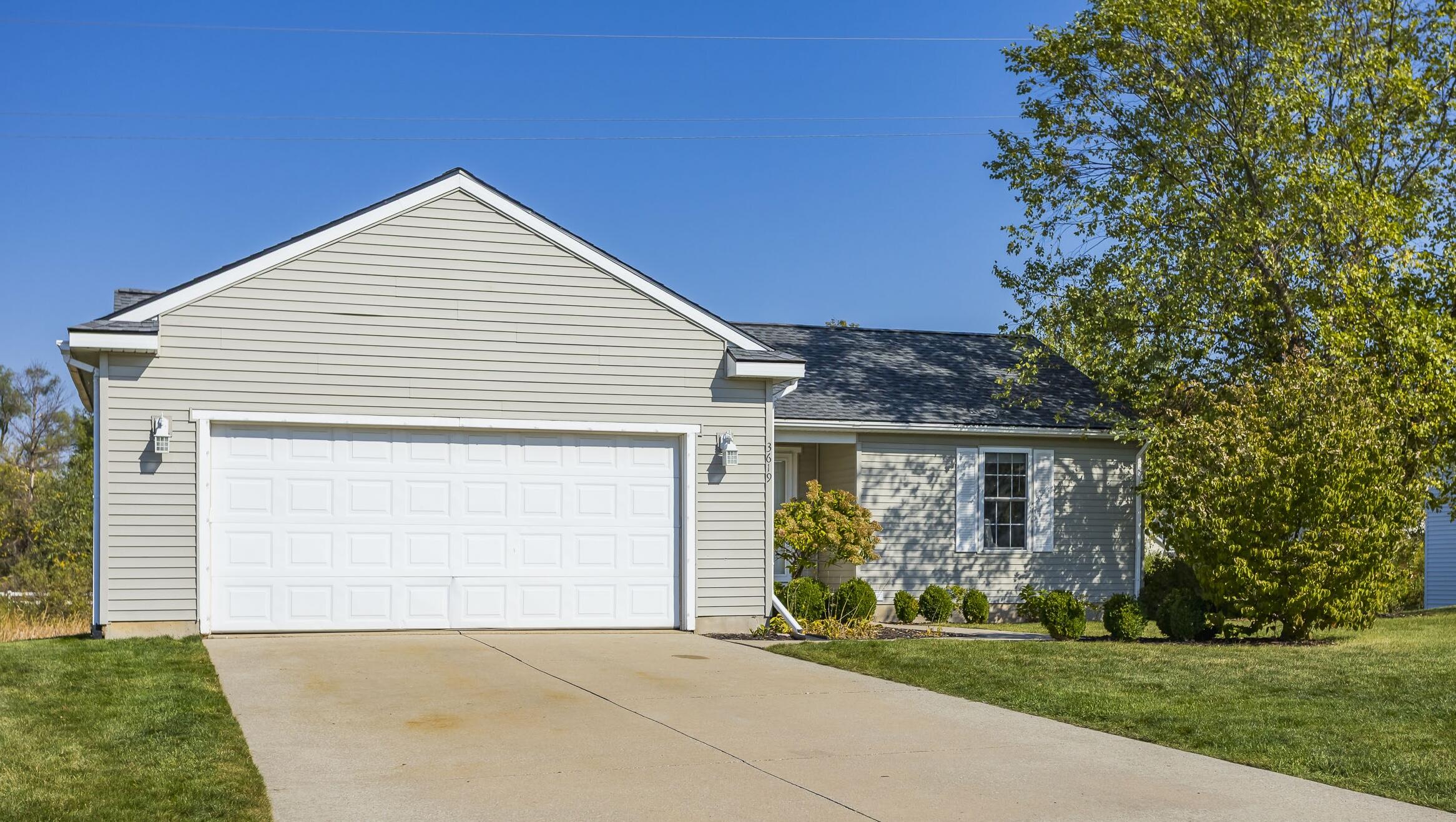 3619 Deeprose Drive SE