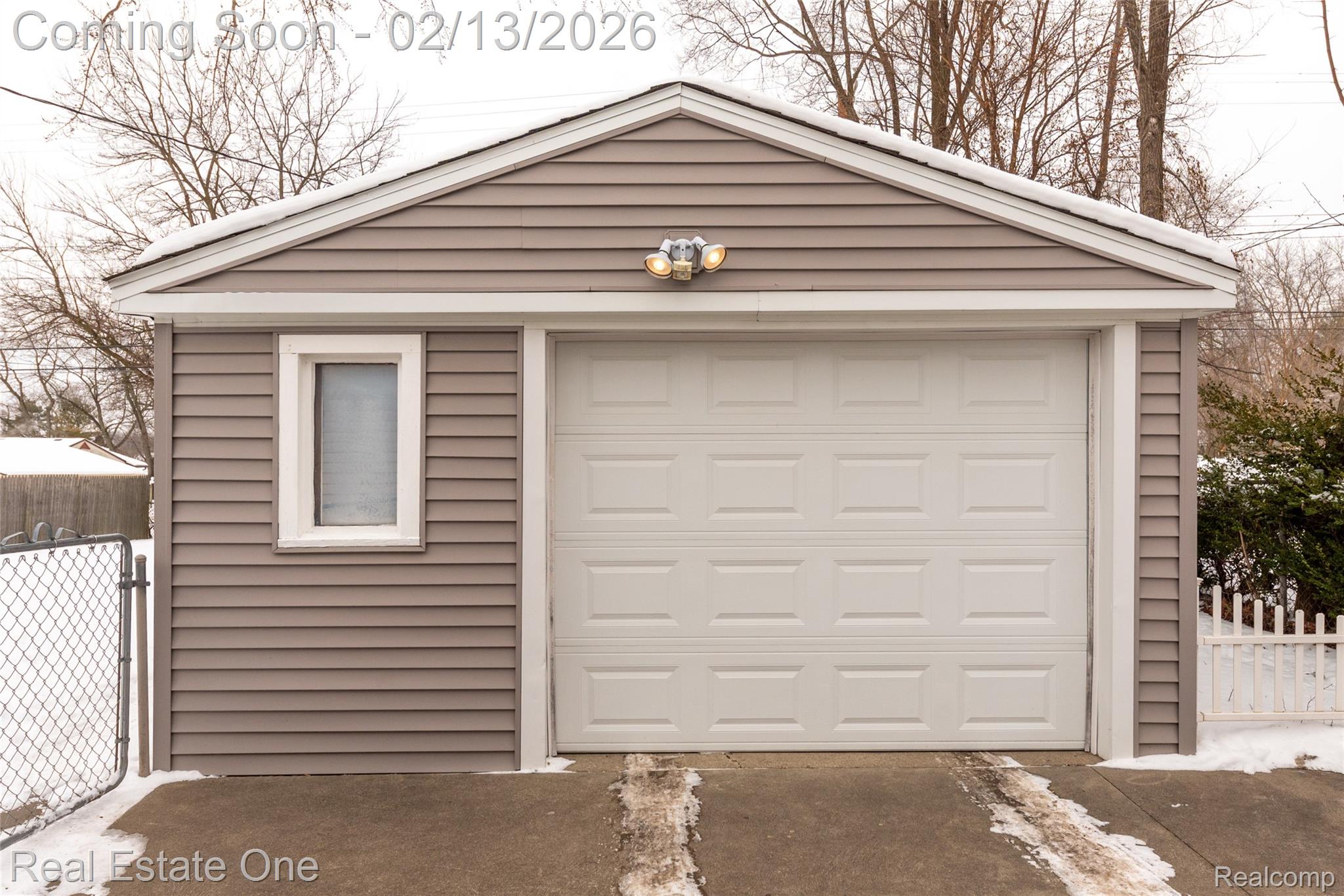 5350 Military Avenue