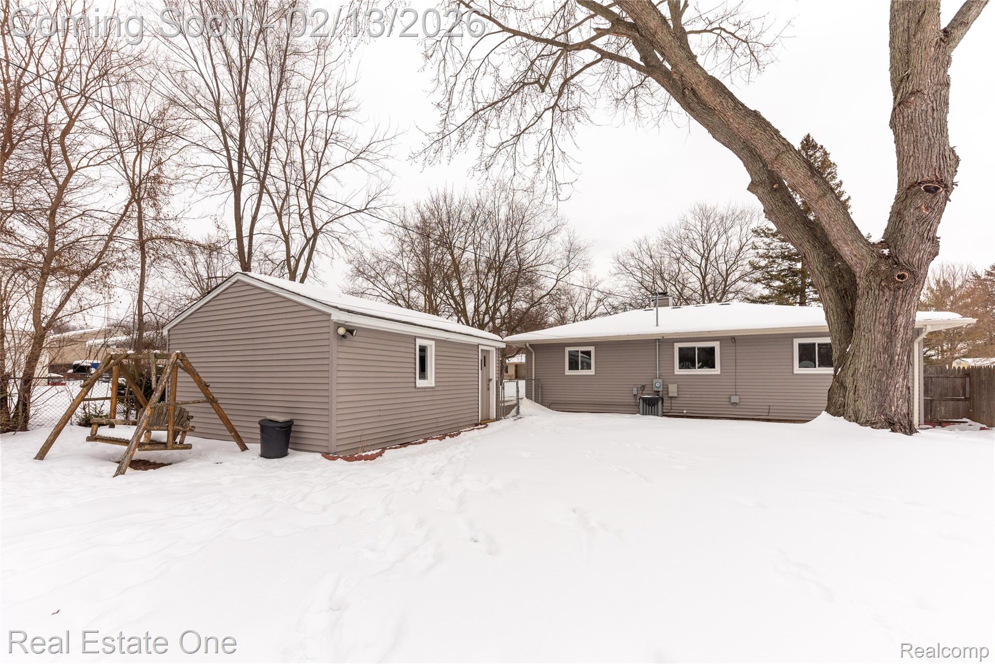 5350 Military Avenue