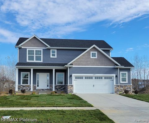 13029 River Rock Pass Fenton Charter Township MI 48451