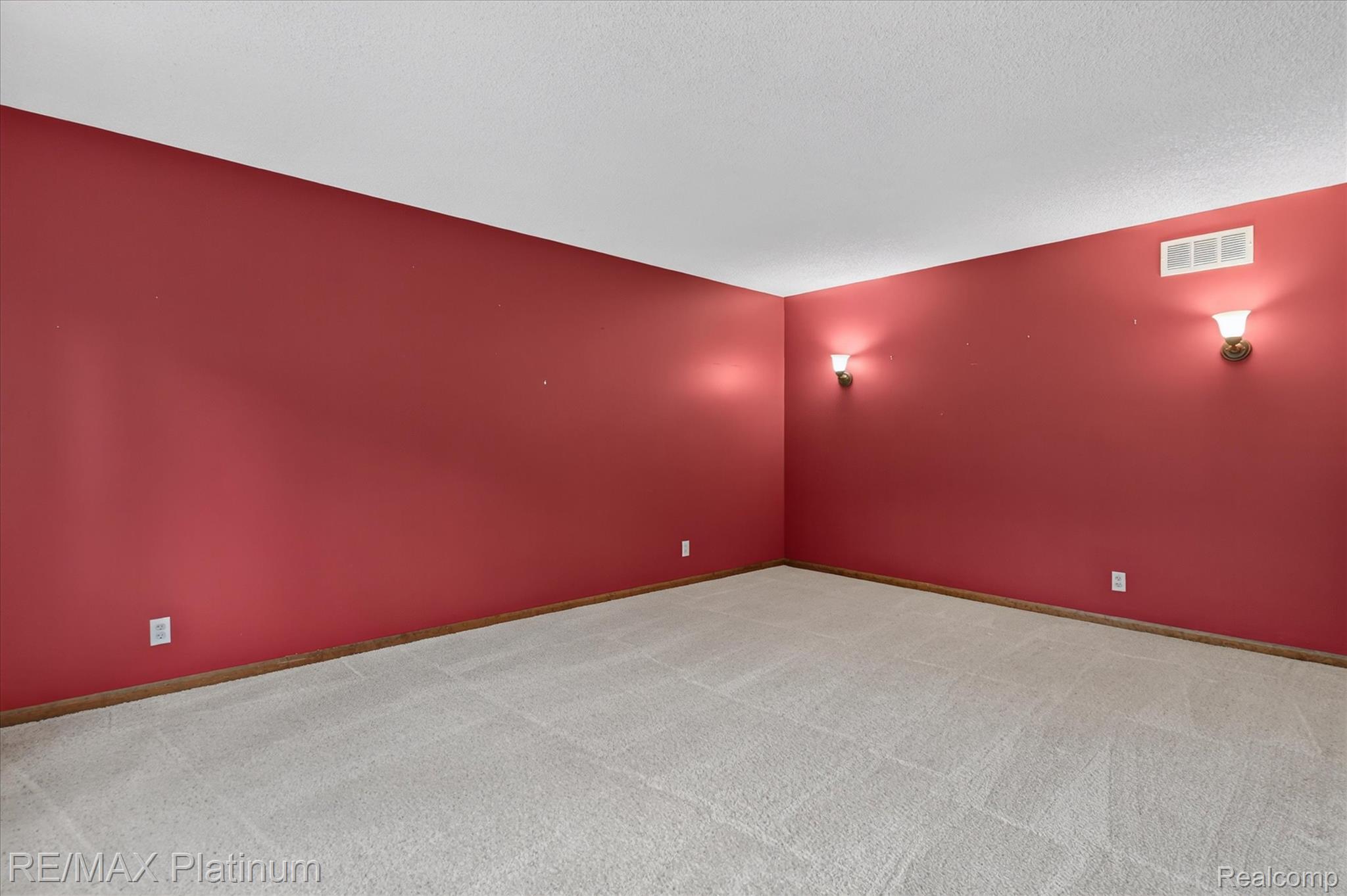 6133 Oak Valley Drive