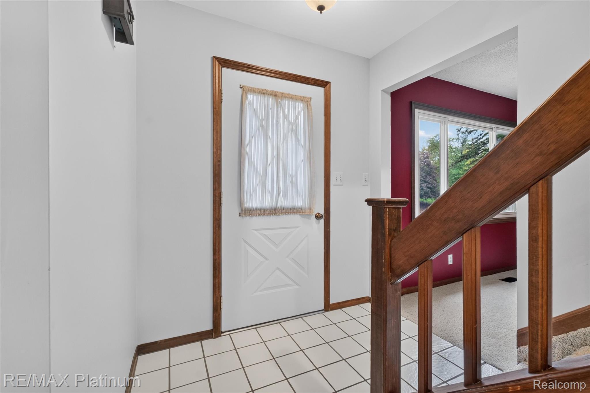 6133 Oak Valley Drive