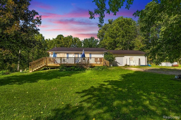 87 BURLEY DR, COLUMBIAVILLE, MI 48421 - Image b1f95cd35f9dfcd495dcbe6bca15511a/4107431872