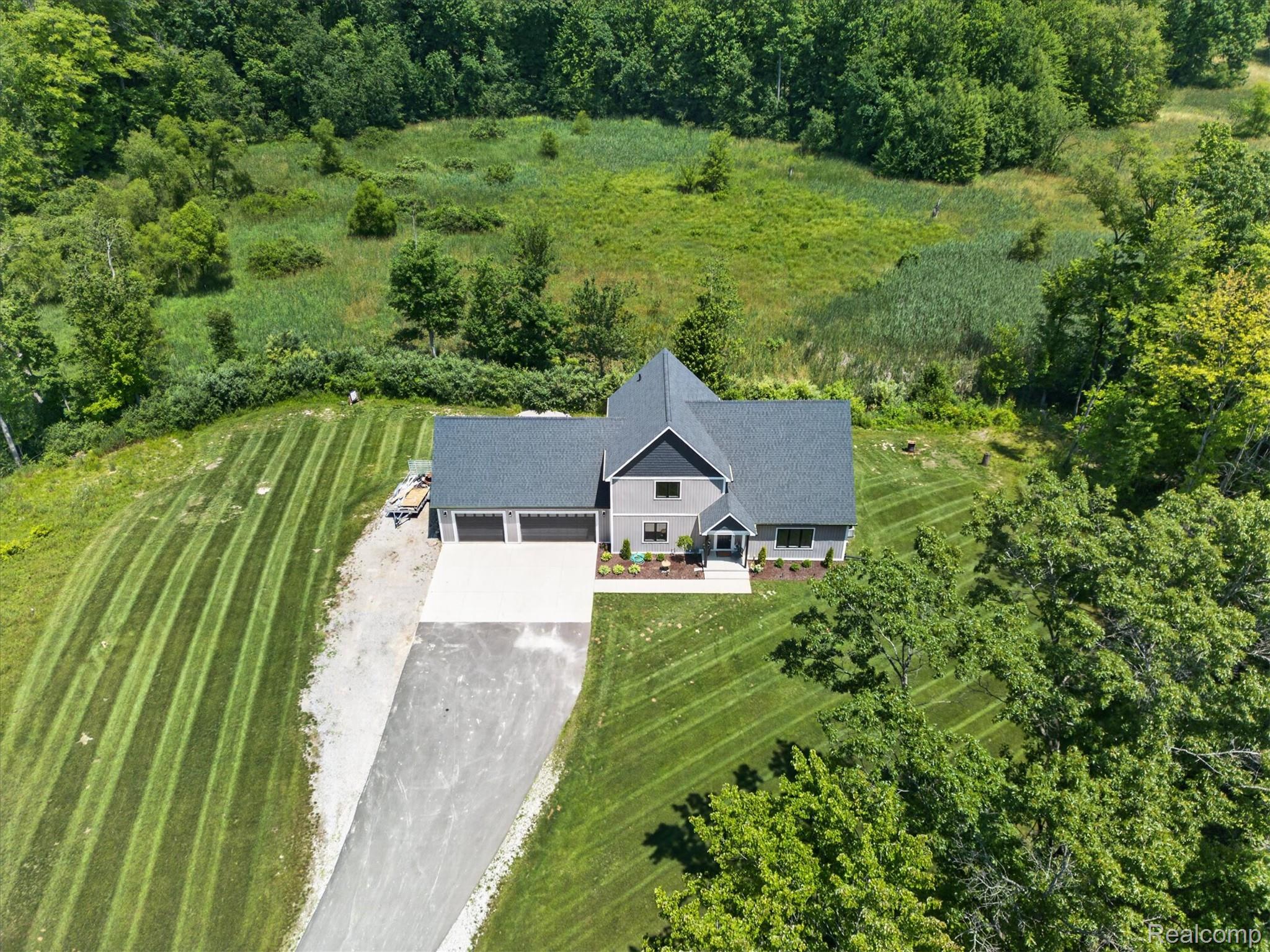 200 N Pleasant Valley Road