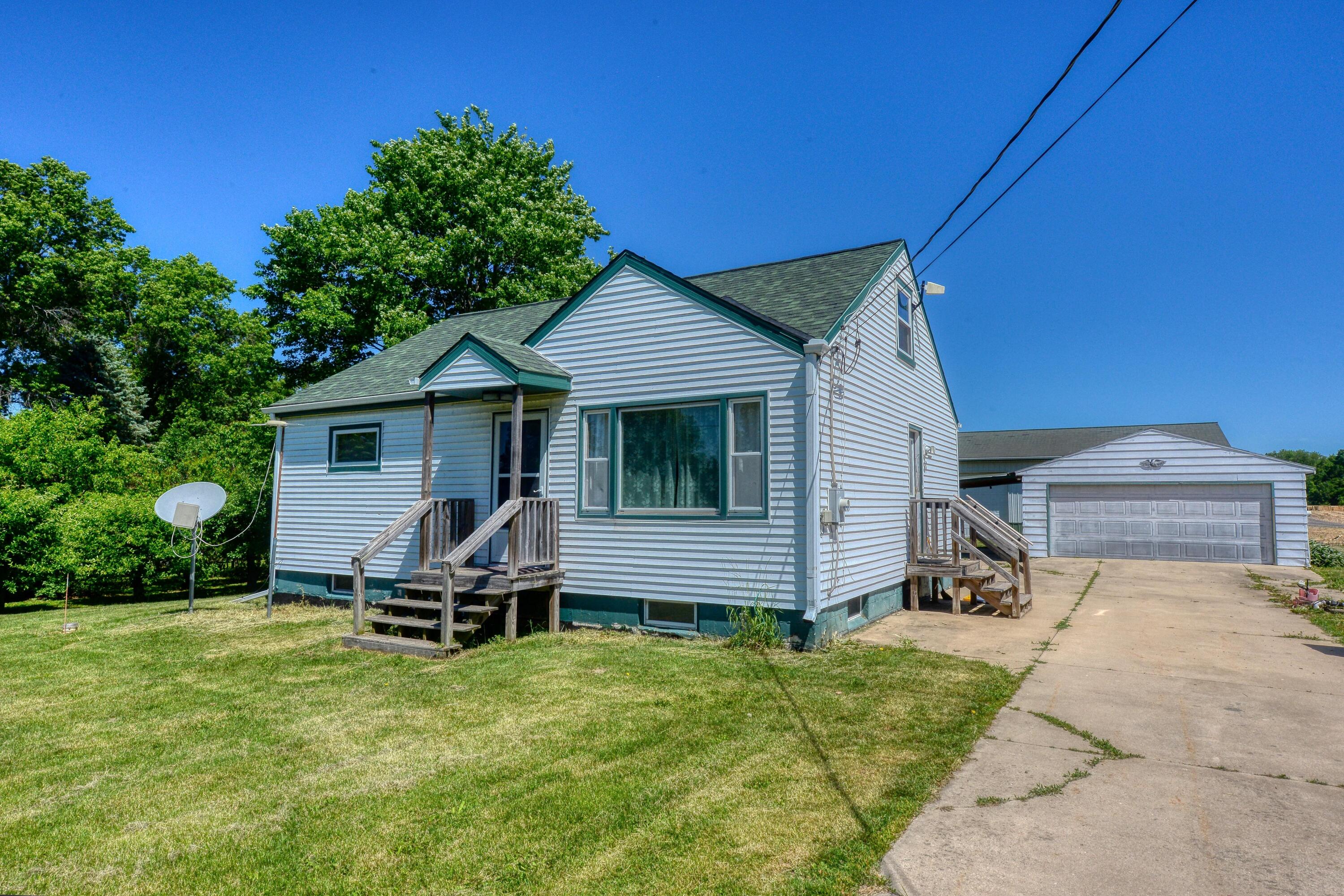 761 W Warren Woods Road