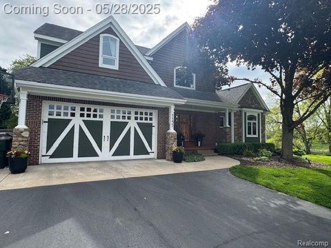 1157 ARBROAK Court Orion Charter Township MI 48362