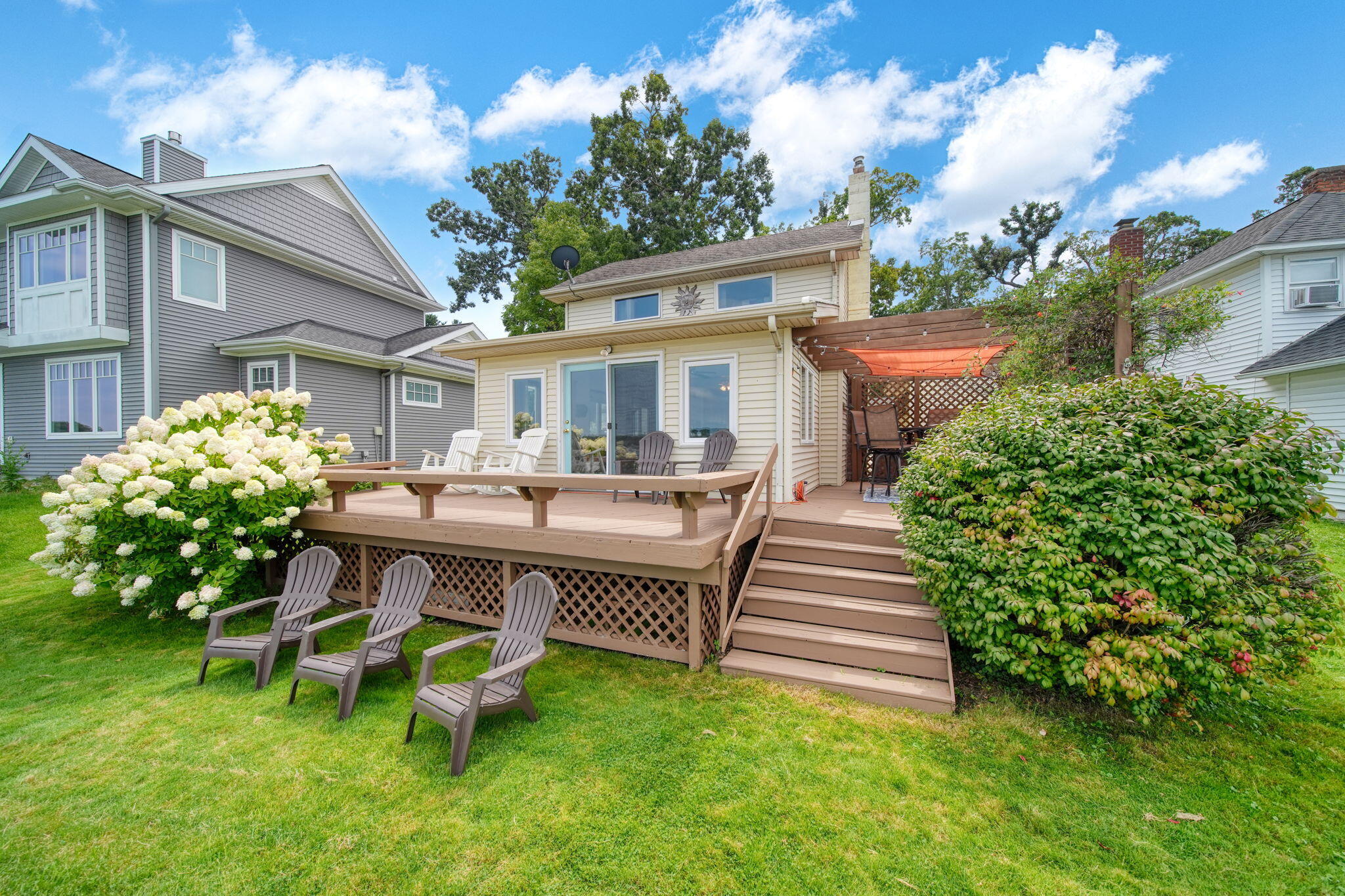 373 Oakwood Avenue