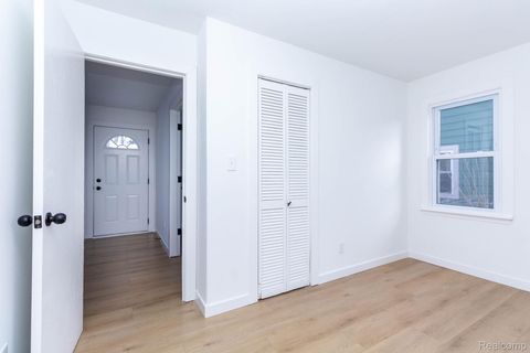 Tiny photo for 34537 Annapolis Street, Wayne City, MI 48184 (MLS # 20261021797)