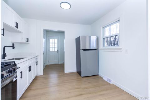 Tiny photo for 34537 Annapolis Street, Wayne City, MI 48184 (MLS # 20261021797)