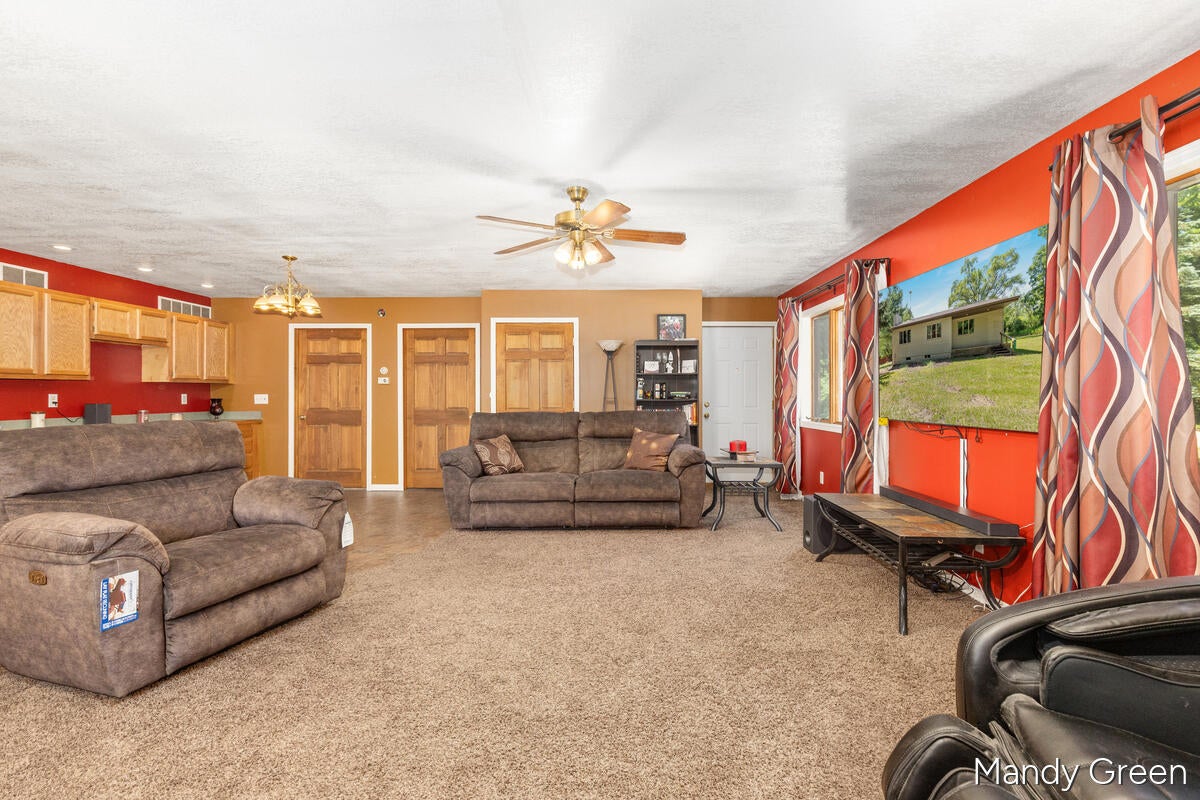830 S Senator Road