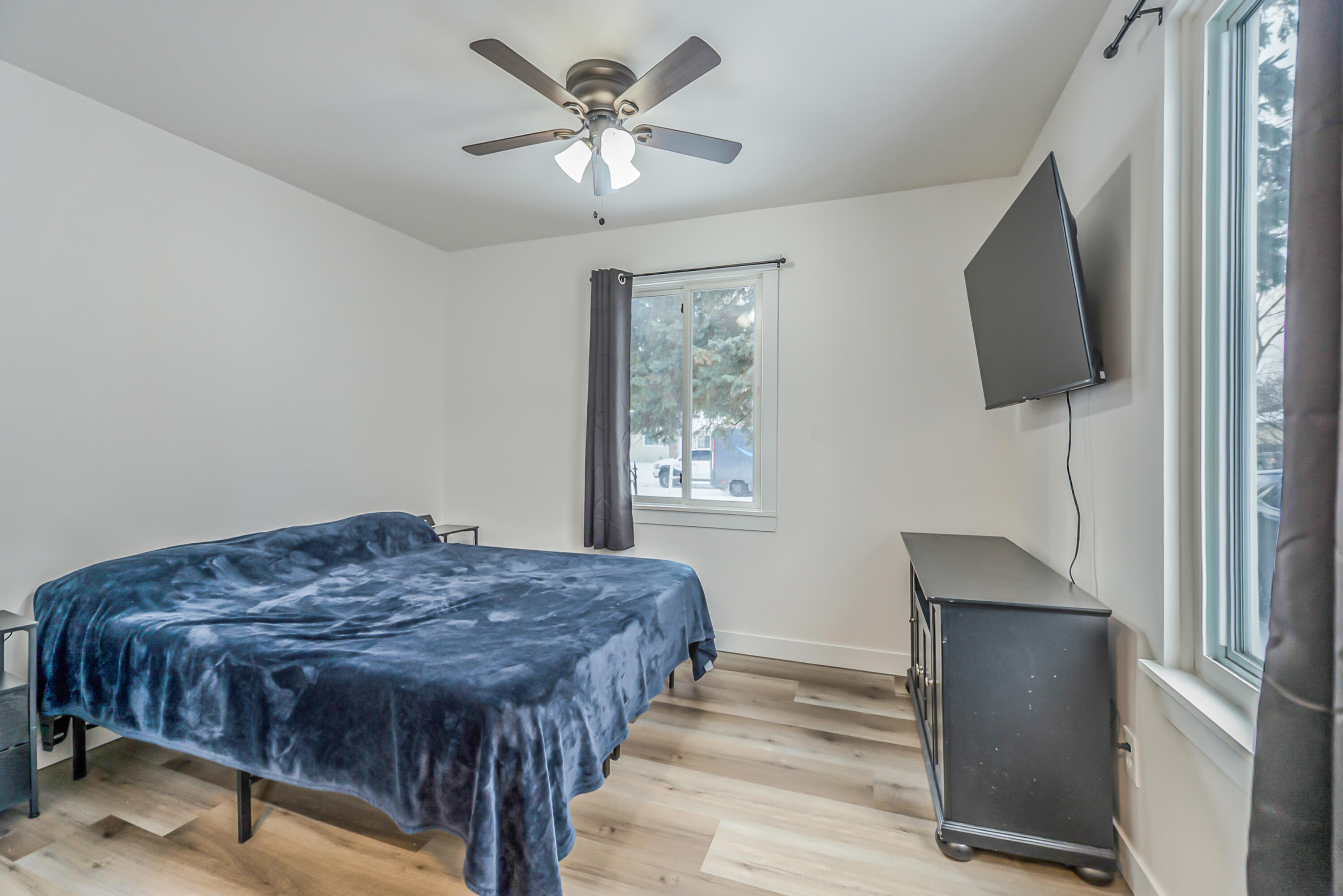 15100 Sunbury Street