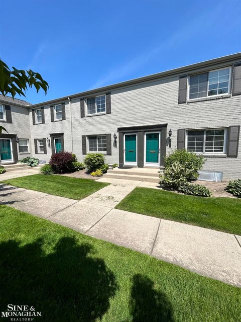 1628 Graefield Road Birmingham City MI 48009