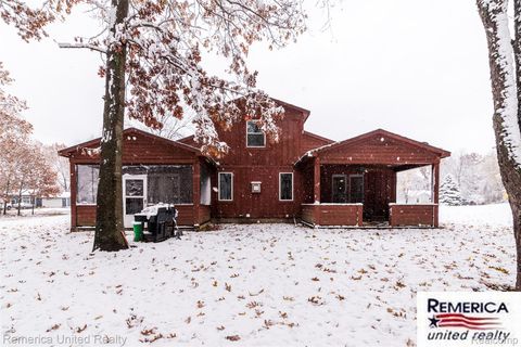 Tiny photo for 9852 Southlawn Circle, Somerset Township, MI 49249 (MLS # 20251060924)