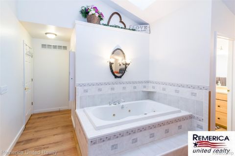 Tiny photo for 9852 Southlawn Circle, Somerset Township, MI 49249 (MLS # 20251060924)