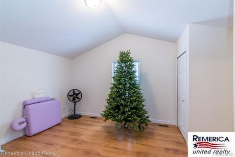 Tiny photo for 9852 Southlawn Circle, Somerset Township, MI 49249 (MLS # 20251060924)