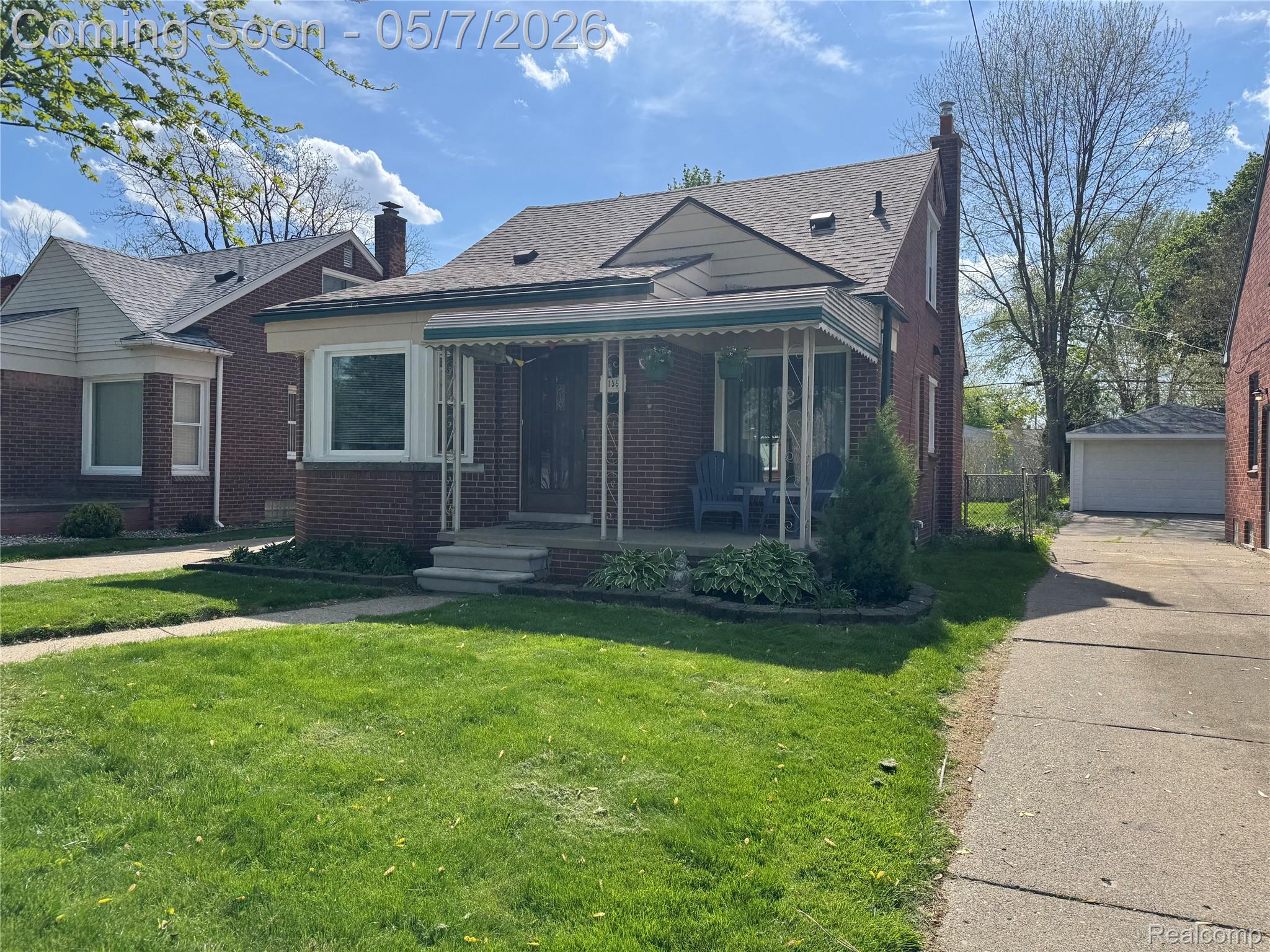 11353 Rockland
