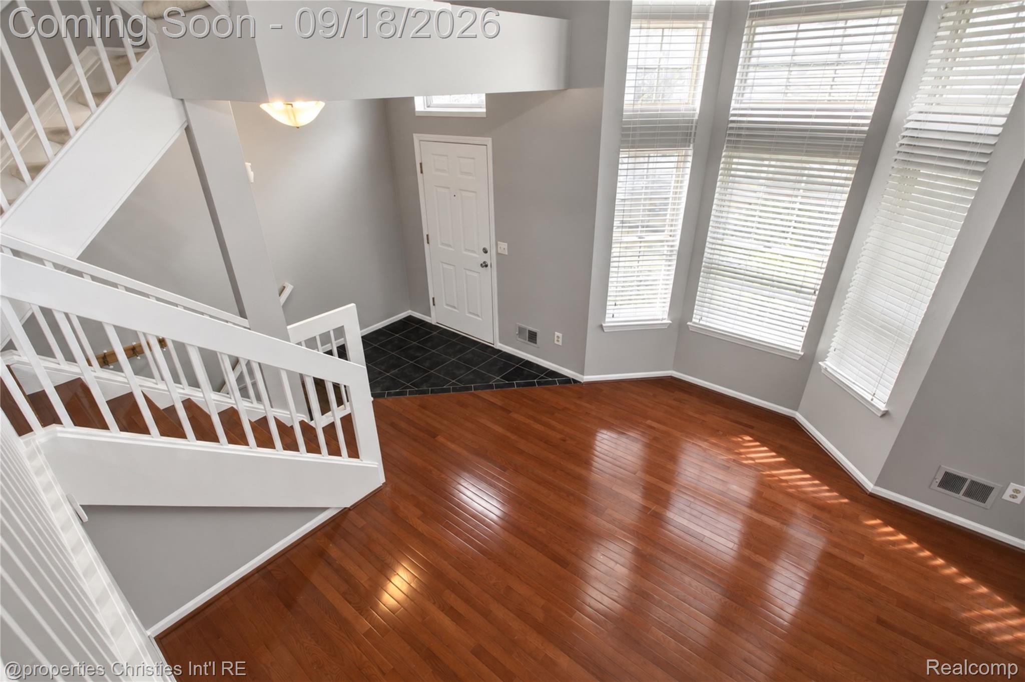 127 N Georgetown Square