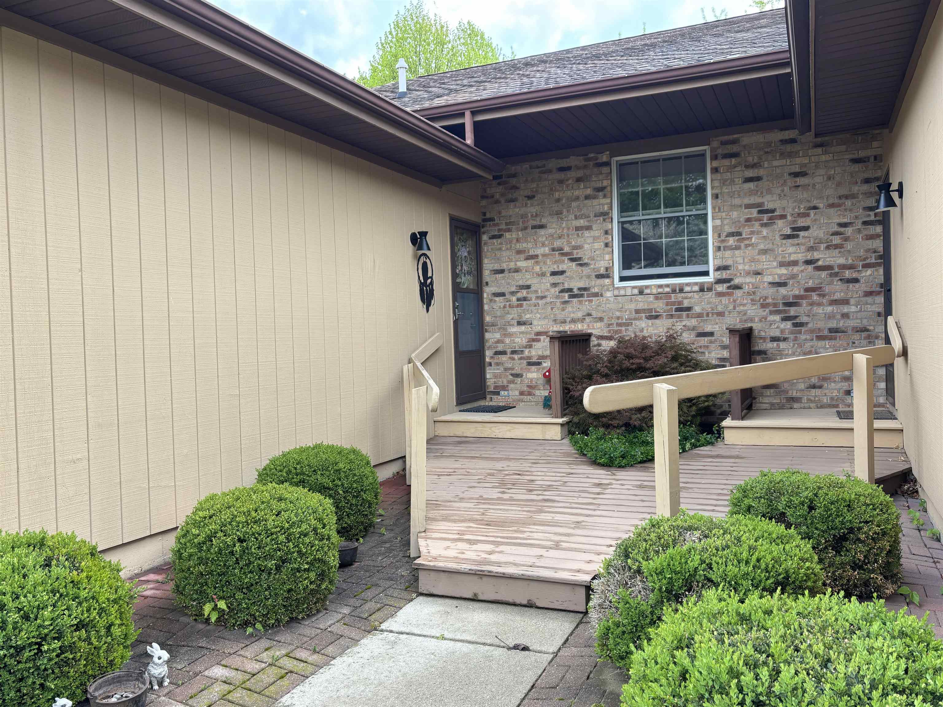 589 Churchgrove Road