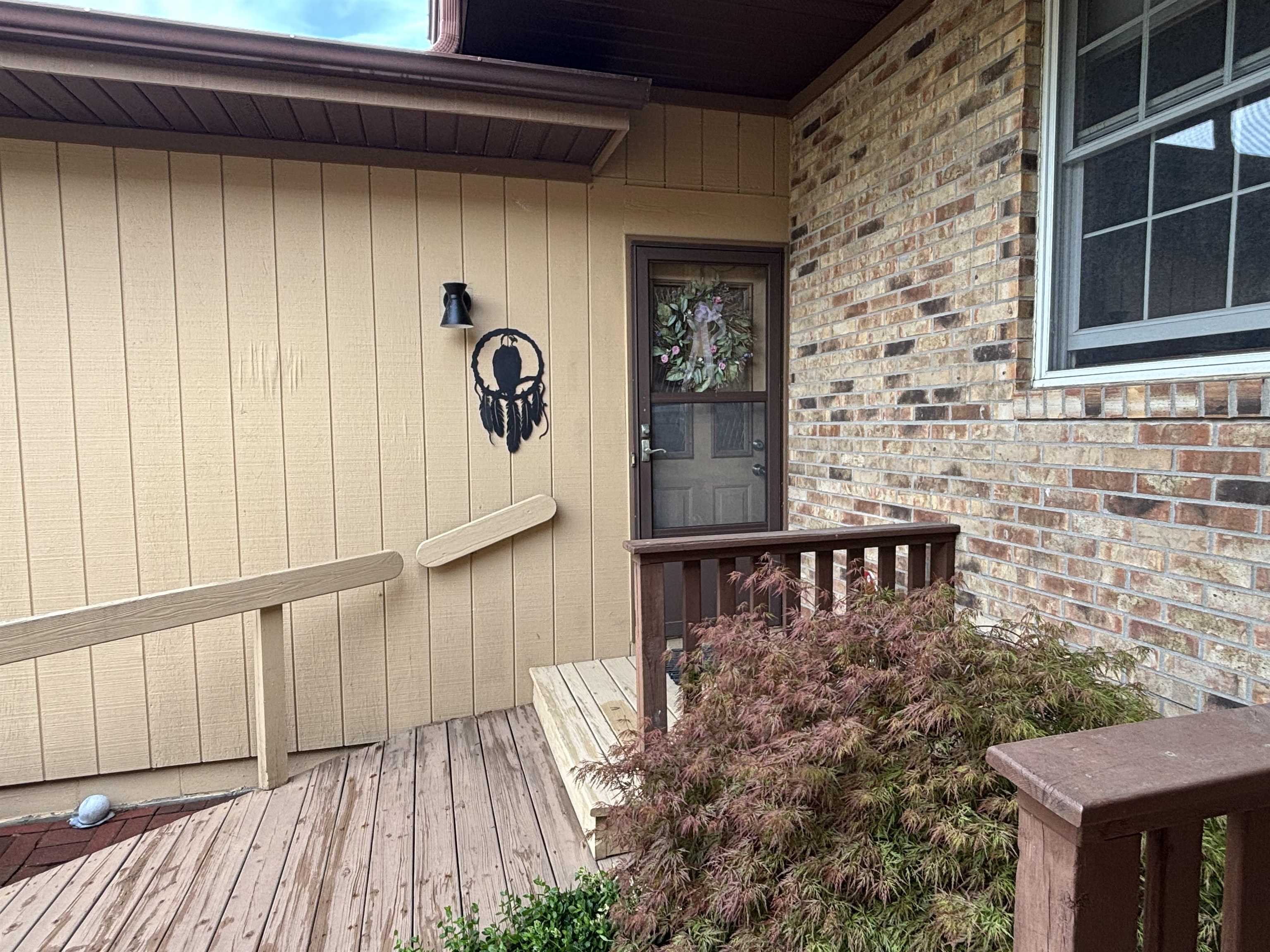 589 Churchgrove Road