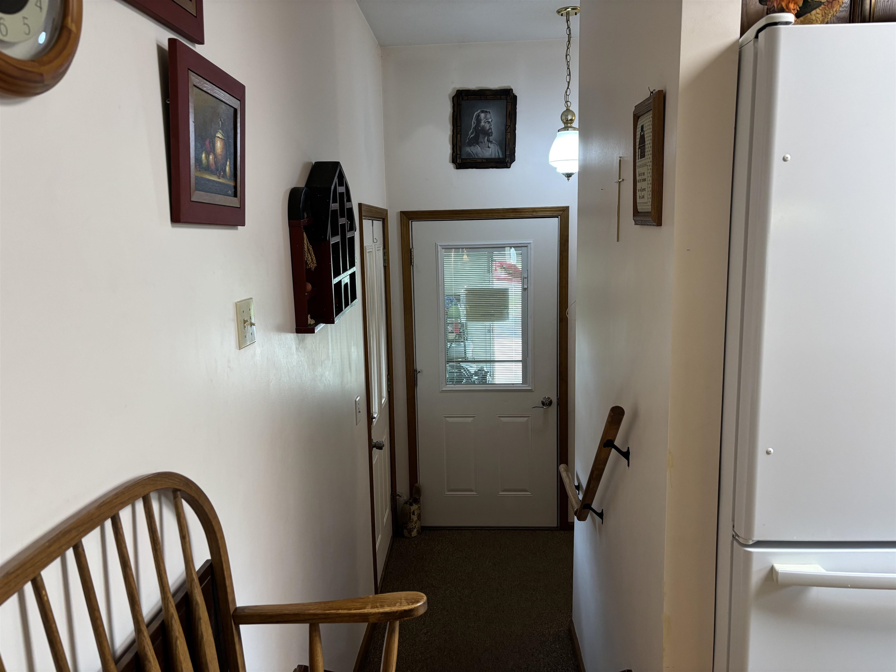 589 Churchgrove Road