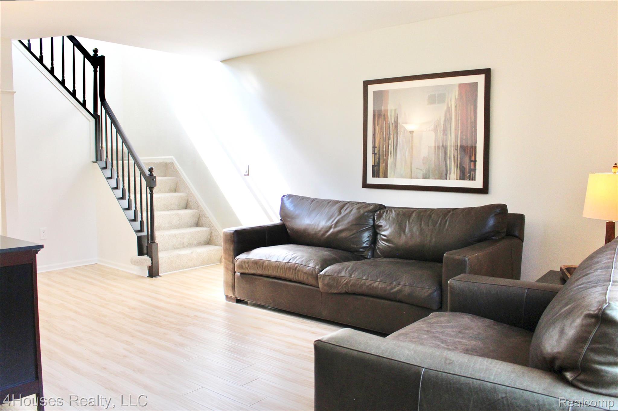 3079 Ailsa Craig Drive