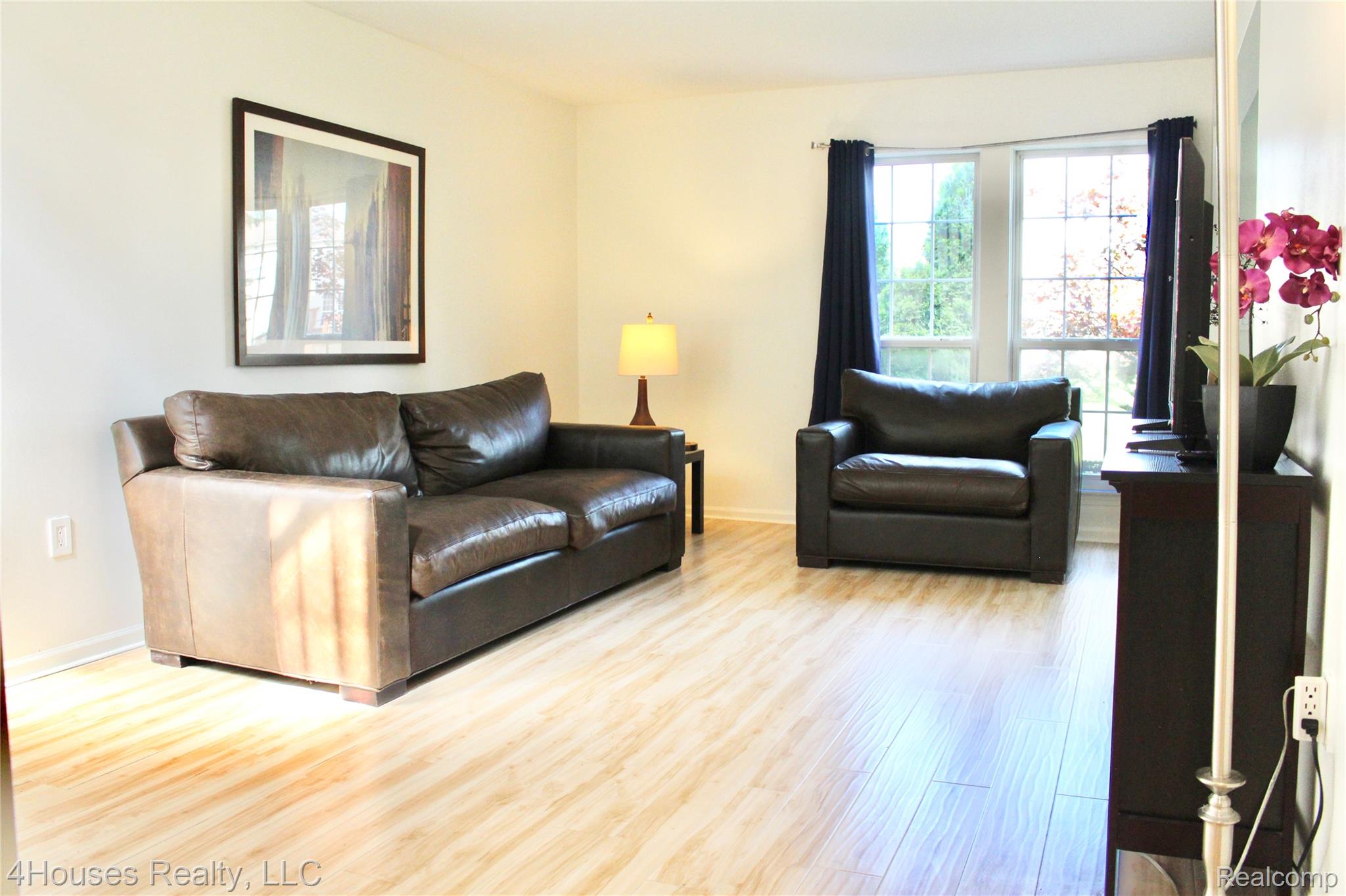 3079 Ailsa Craig Drive