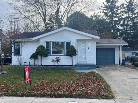 1433 acacia Street Saginaw City MI 48602