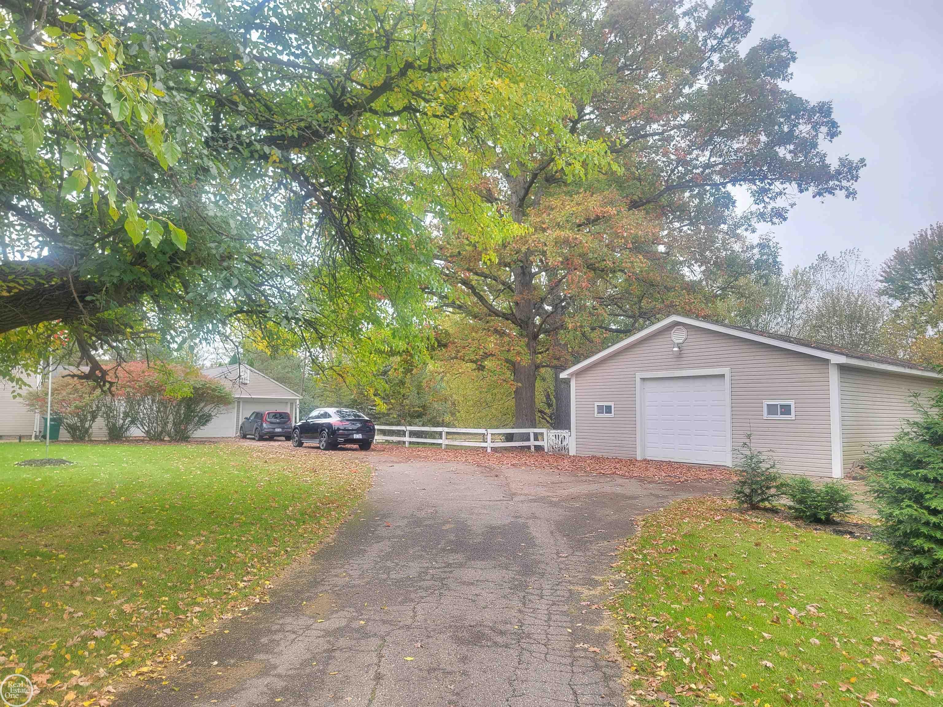 13018 N Holly Road