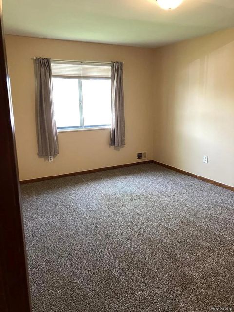 Tiny photo for 32646 Harper Avenue, St Clair Shores City, MI 48082 (MLS # 20251045004)