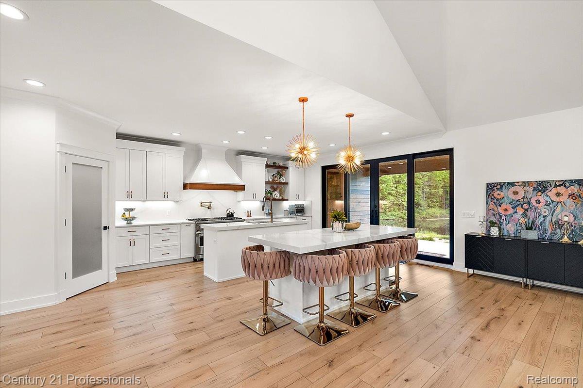5340 Clarkston