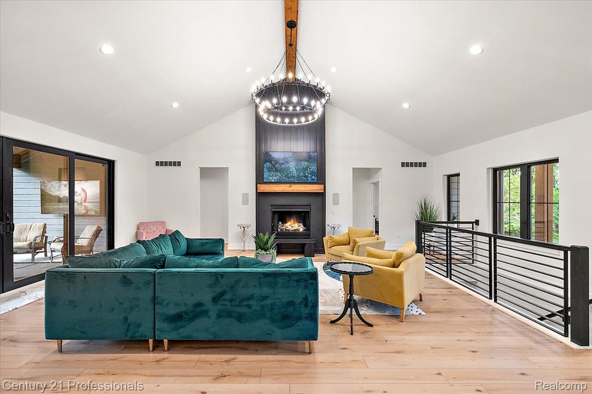 5340 Clarkston